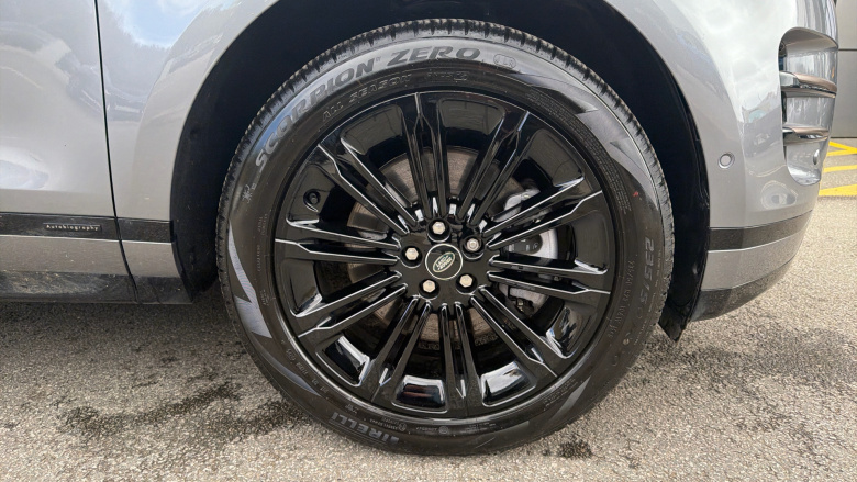 Land Rover Range Rover Evoque 2.0 D200 Autobiography 5dr Auto [Revised] Diesel Hatchback